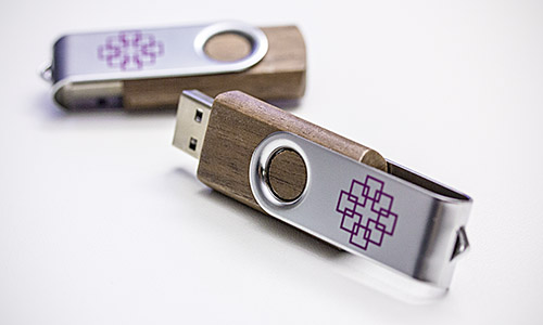 USB Stick aus Holz - MOMENTAN NICHT LIEFERBAR